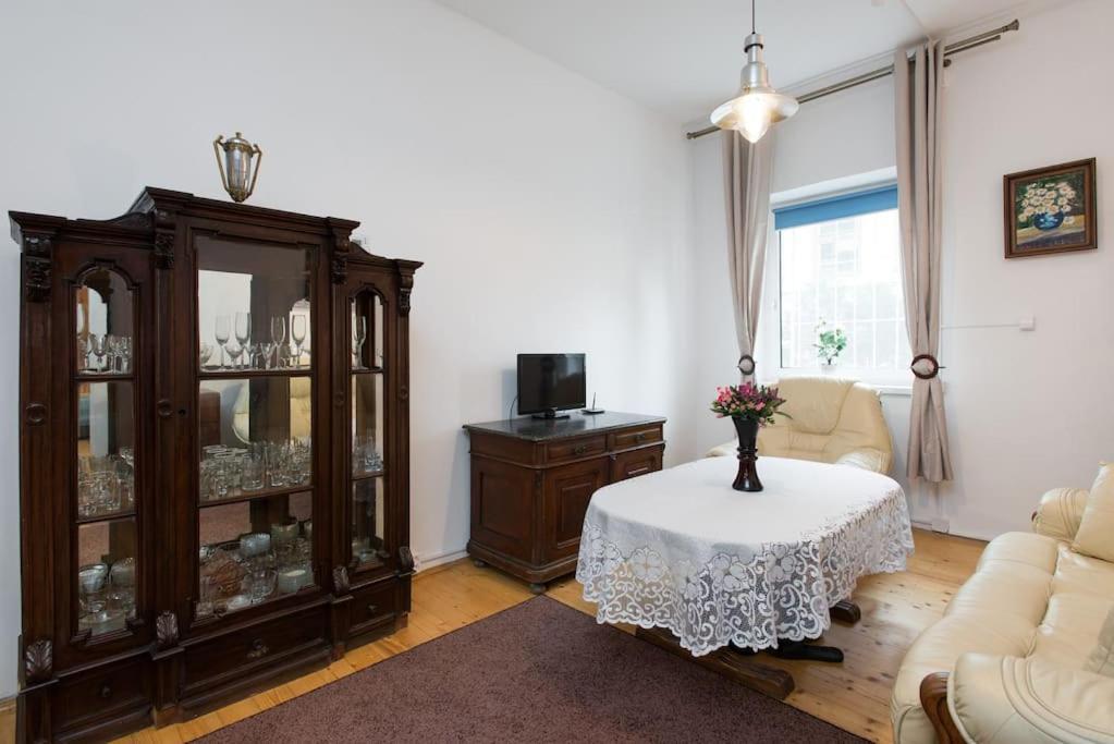 Big Cosy Retro Apt, Free Parking, 15Min Oldtown & Kazimierz - By Homelike Krasków Eksteriør bilde