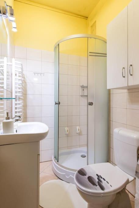 Big Cosy Retro Apt, Free Parking, 15Min Oldtown & Kazimierz - By Homelike Krasków Eksteriør bilde